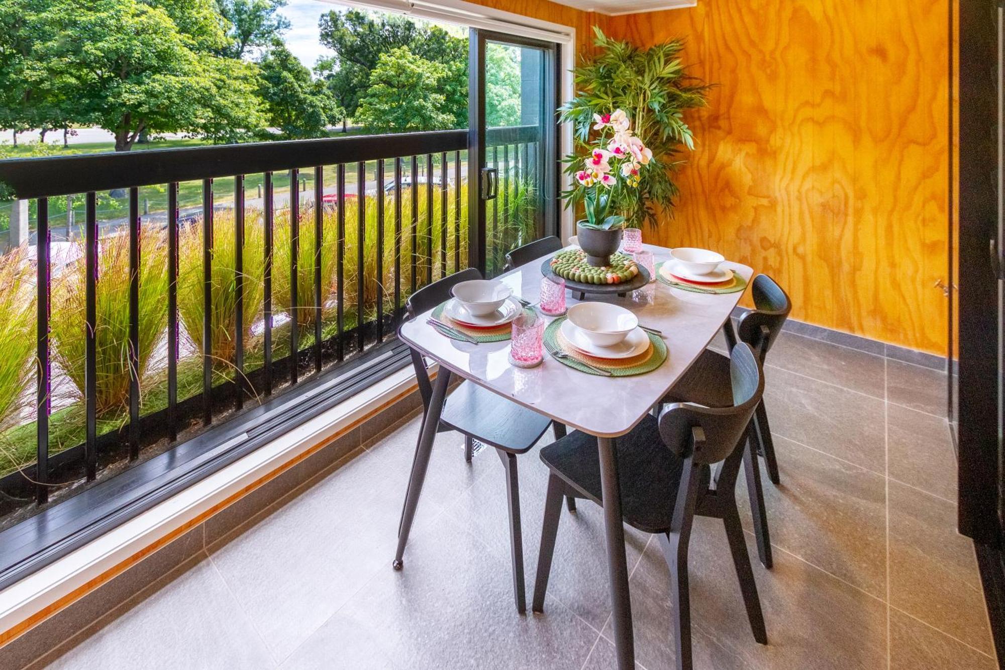 Cozy 1-Bed Apartment With Park Views, Sleeps 4 Christchurch Zewnętrze zdjęcie